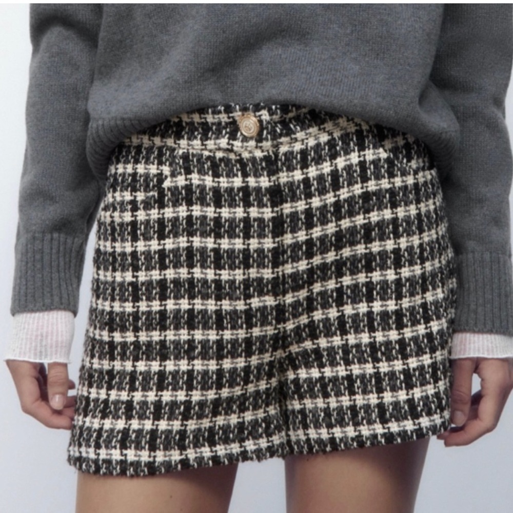 Zara tweed shorts gold button high waisted medium